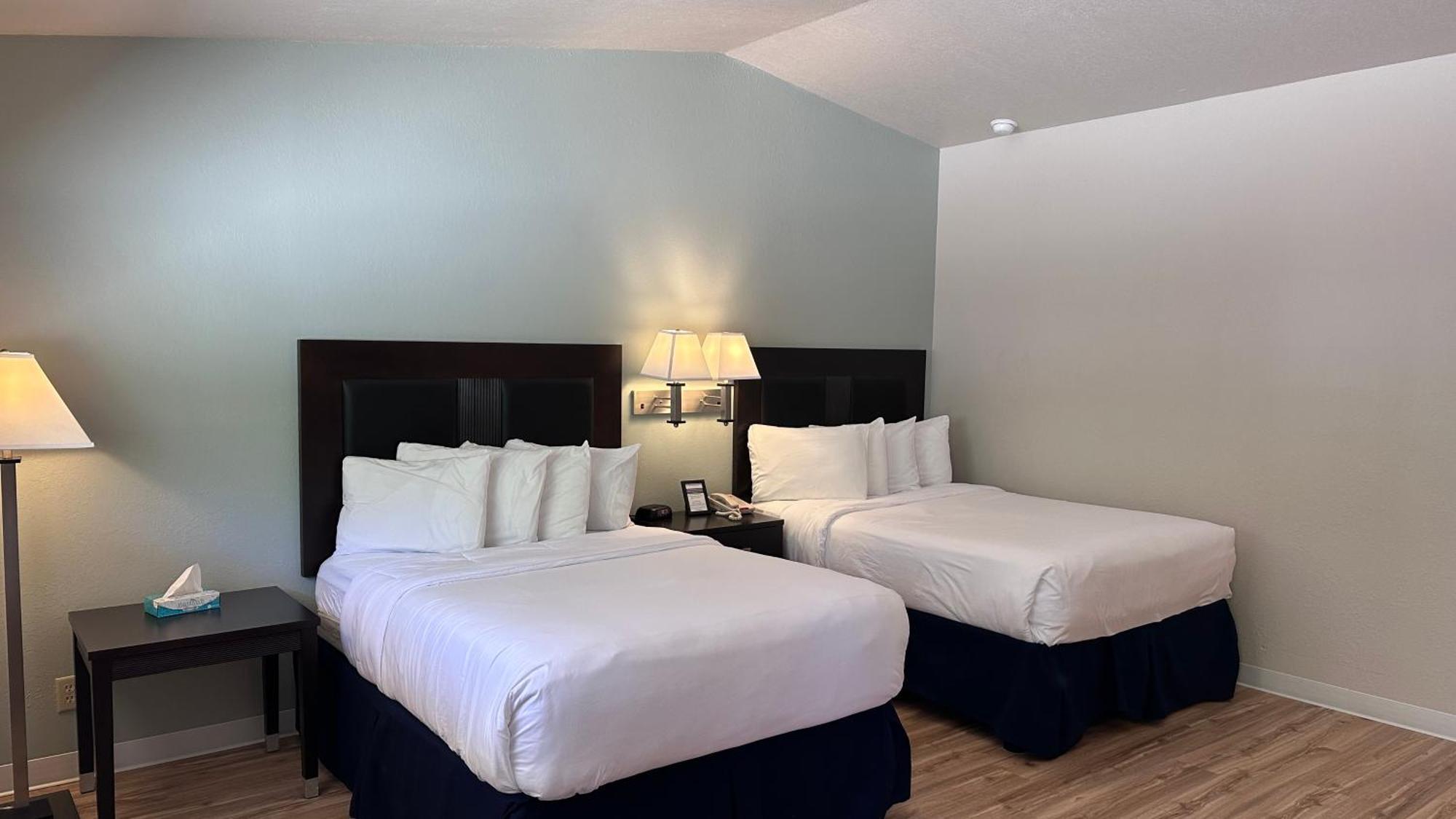 The Shelby Inn Shelbyville Bagian luar foto