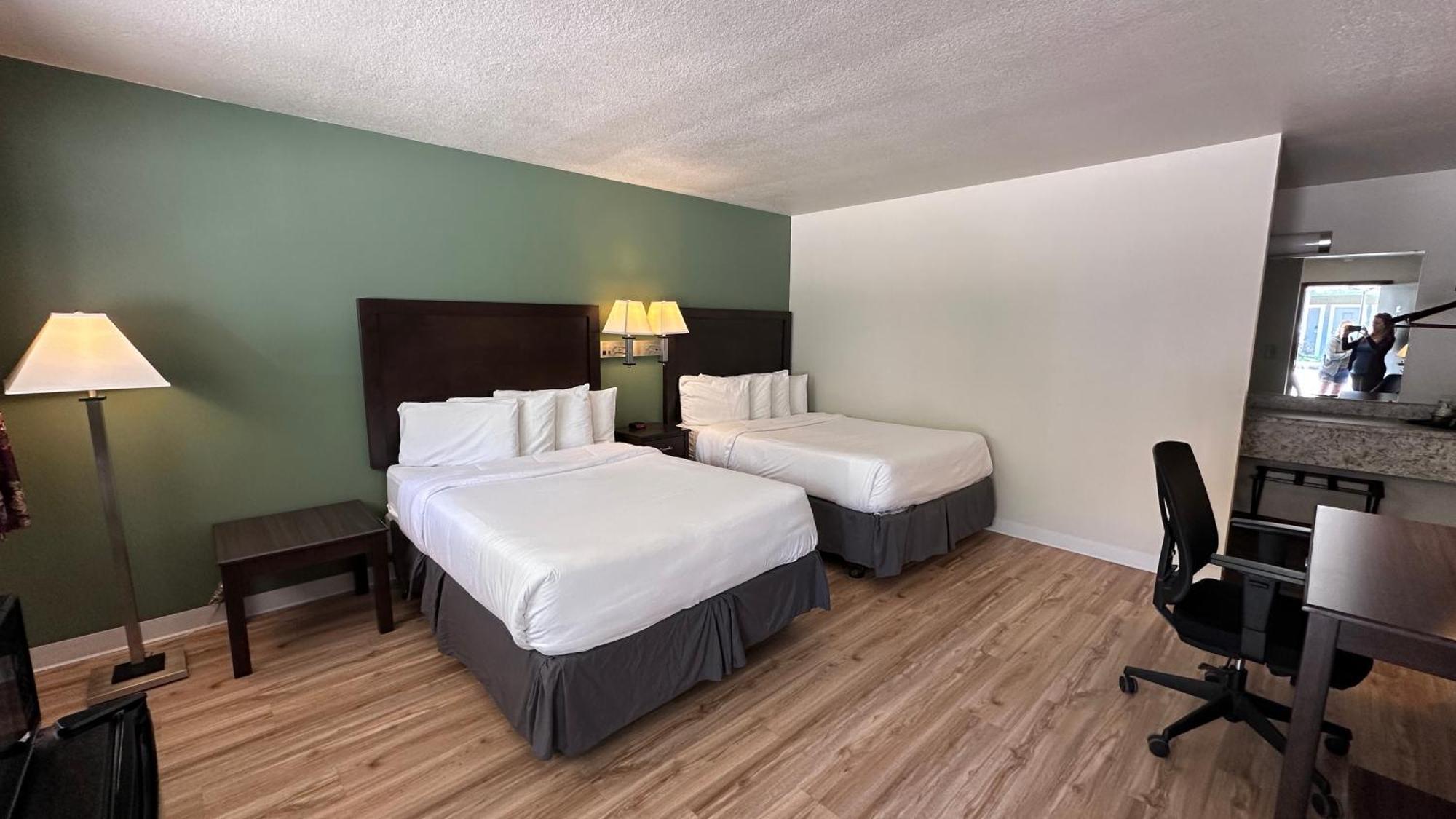 The Shelby Inn Shelbyville Bagian luar foto