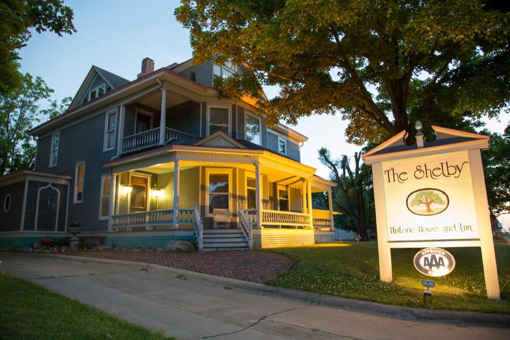 The Shelby Inn Shelbyville Bagian luar foto