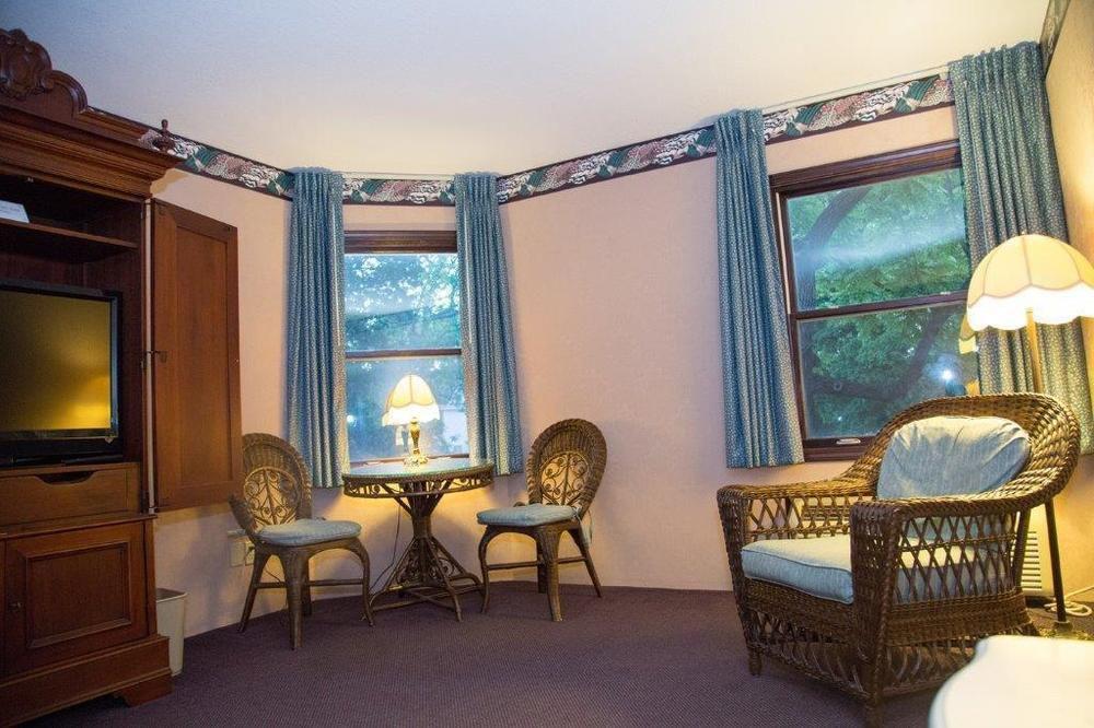 The Shelby Inn Shelbyville Bagian luar foto